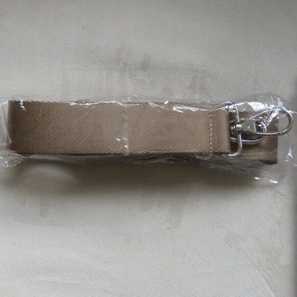 NWOT IHKWIP Camel Beige Replacement Adjustable Guitar Crossbody Strap MSRP $25 - Picture 1 of 12